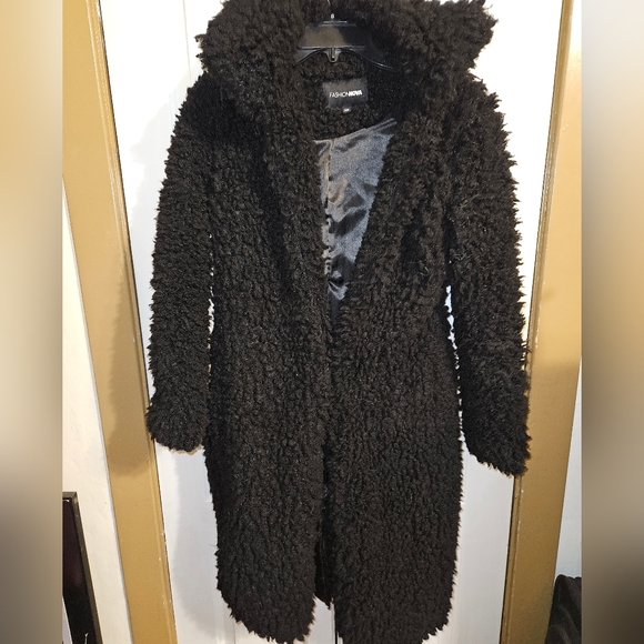Fashion Nova All About Me Fuzzy Coat- Black - Picture 2 of 4